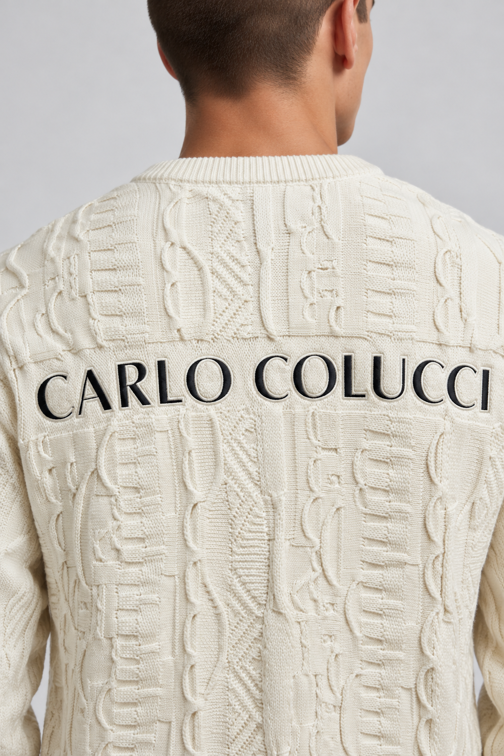 Carlo Colucci Strickpullover Back Logo