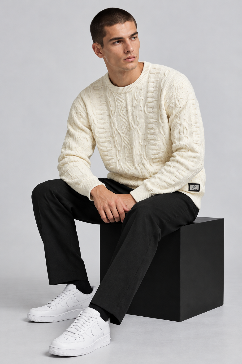 Carlo Colucci Strickpullover Back Logo
