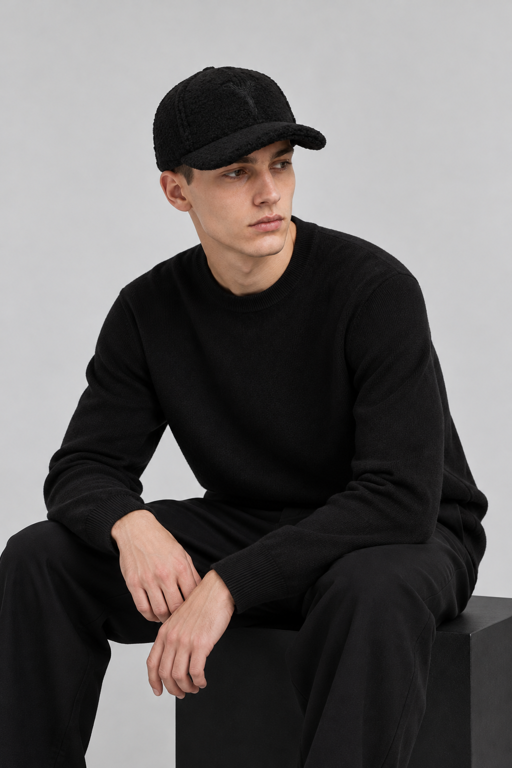 Carlo Colucci Cap Schwarz Teddy