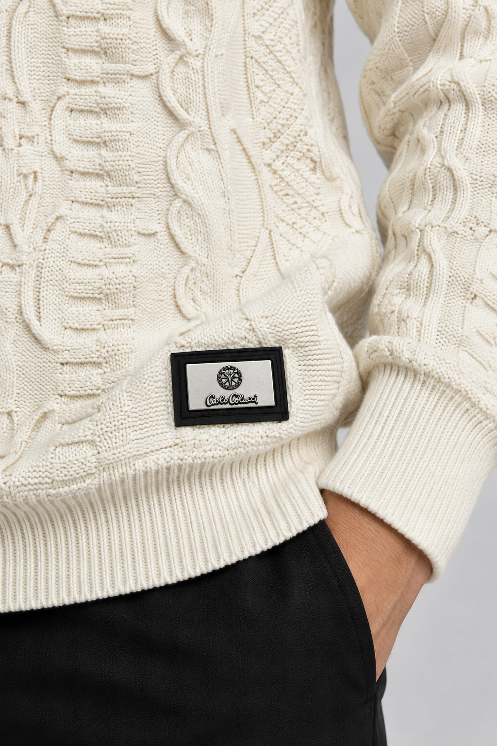 Carlo Colucci Strickpullover Back Logo
