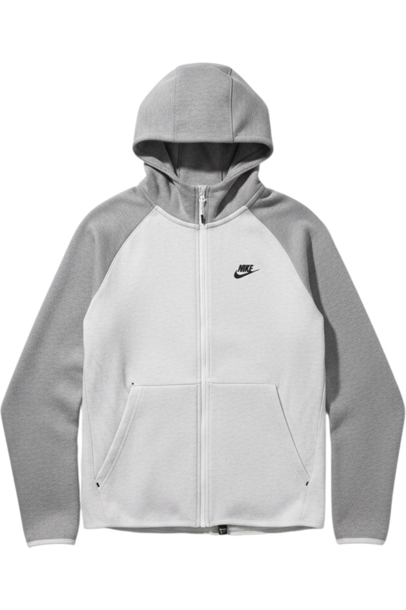 Nike Kapuzenjacke Weiß/Grau – Größe L